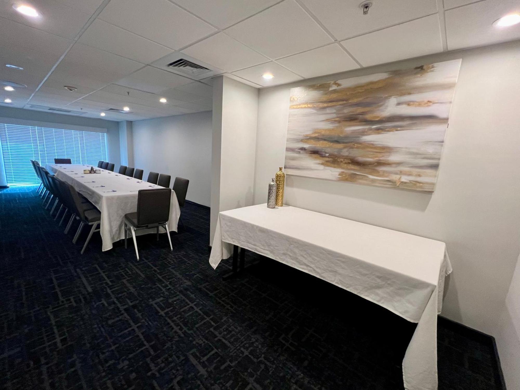 Tryp By Wyndham Savannah Extérieur photo