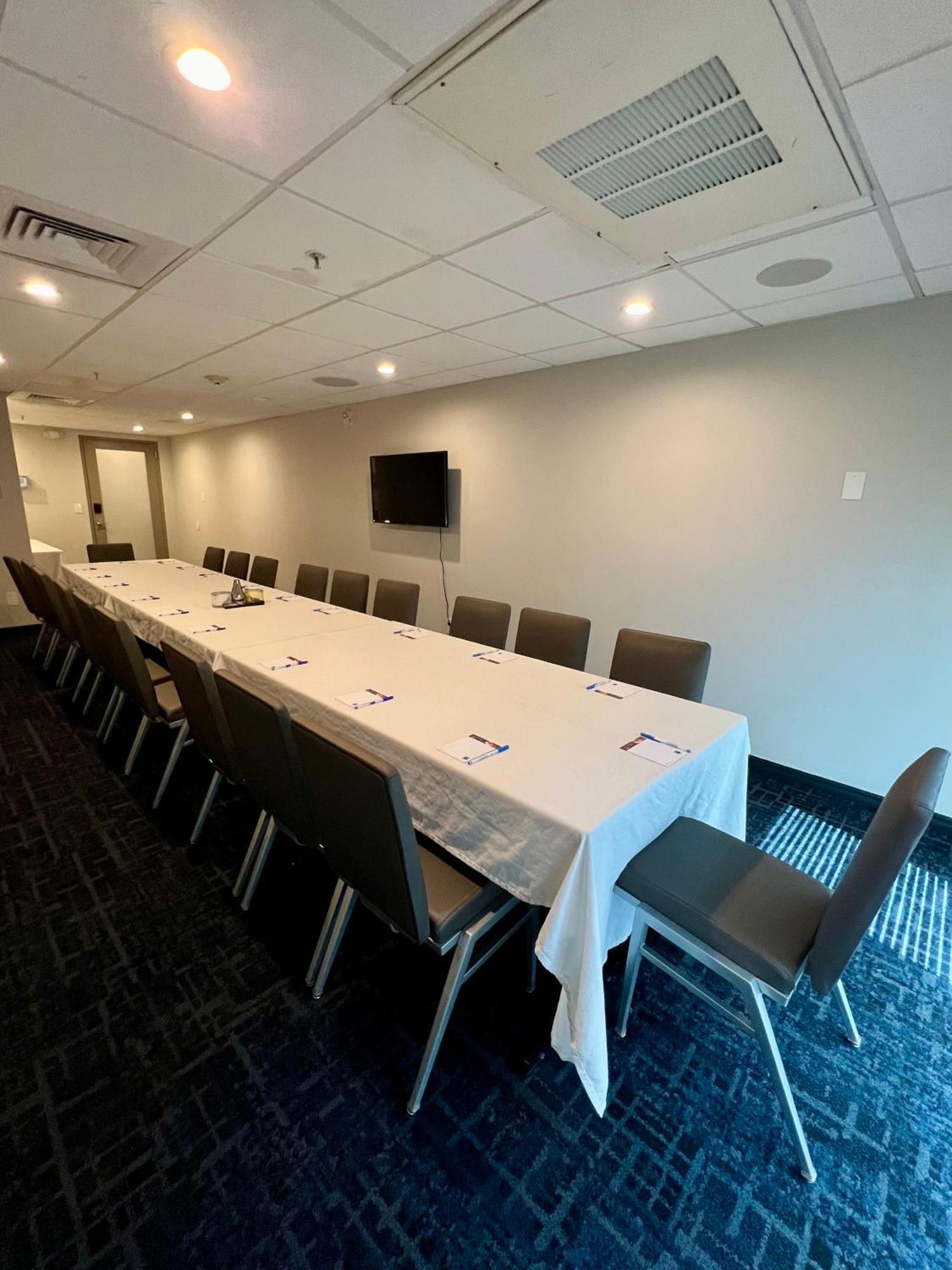Tryp By Wyndham Savannah Extérieur photo