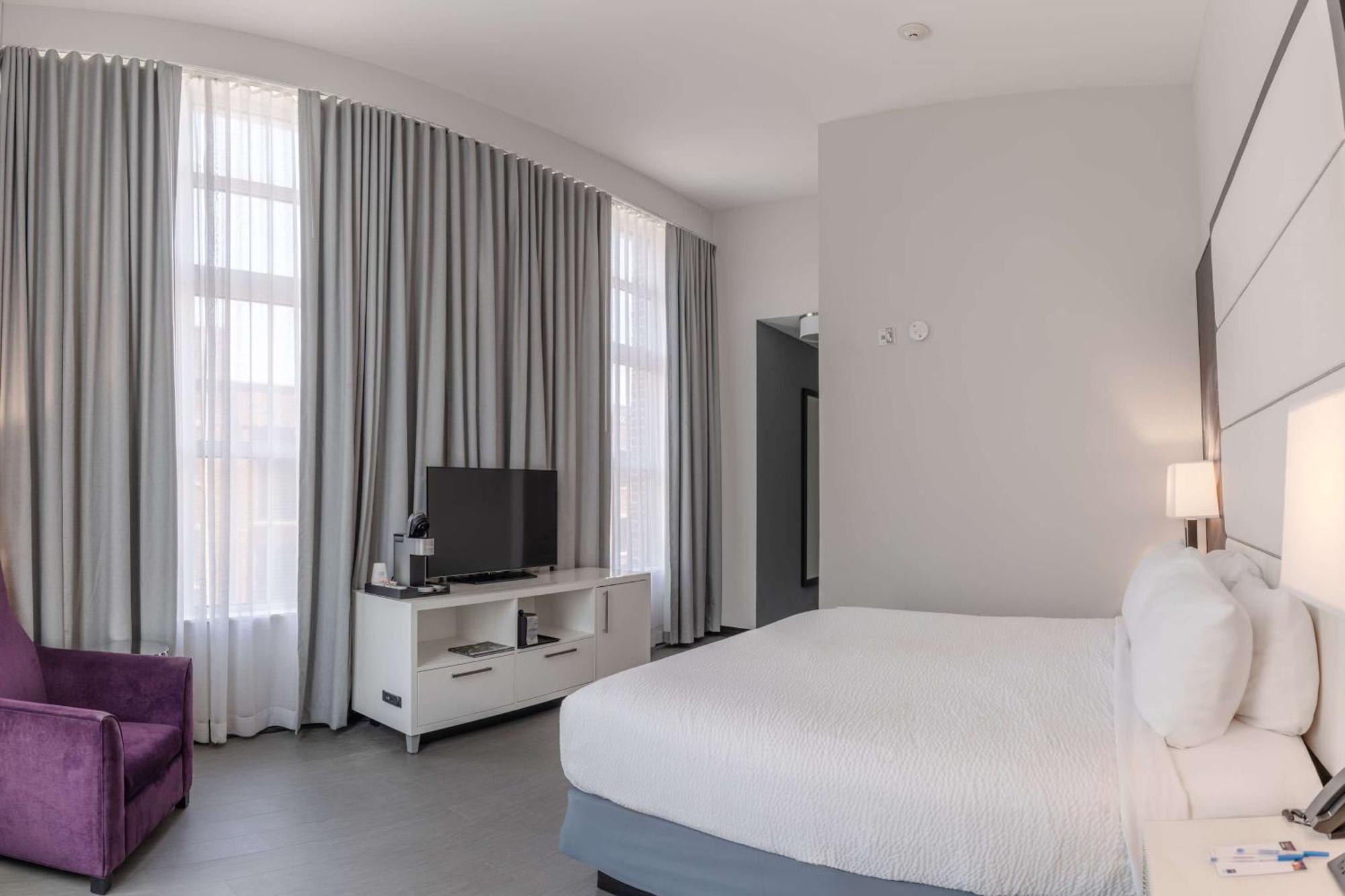 Tryp By Wyndham Savannah Extérieur photo