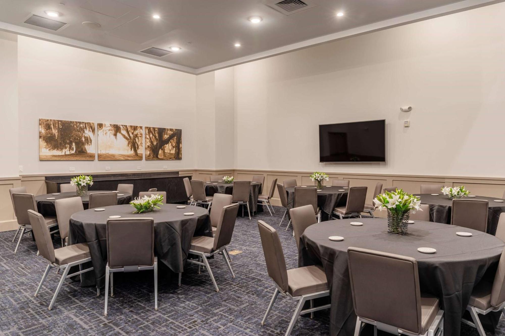 Tryp By Wyndham Savannah Extérieur photo