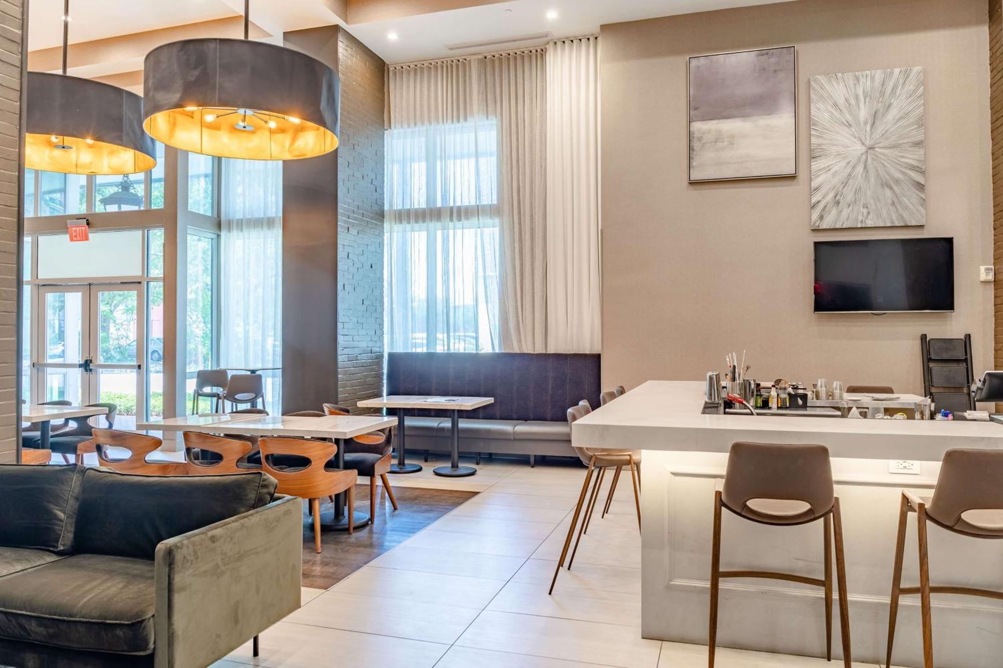 Tryp By Wyndham Savannah Extérieur photo