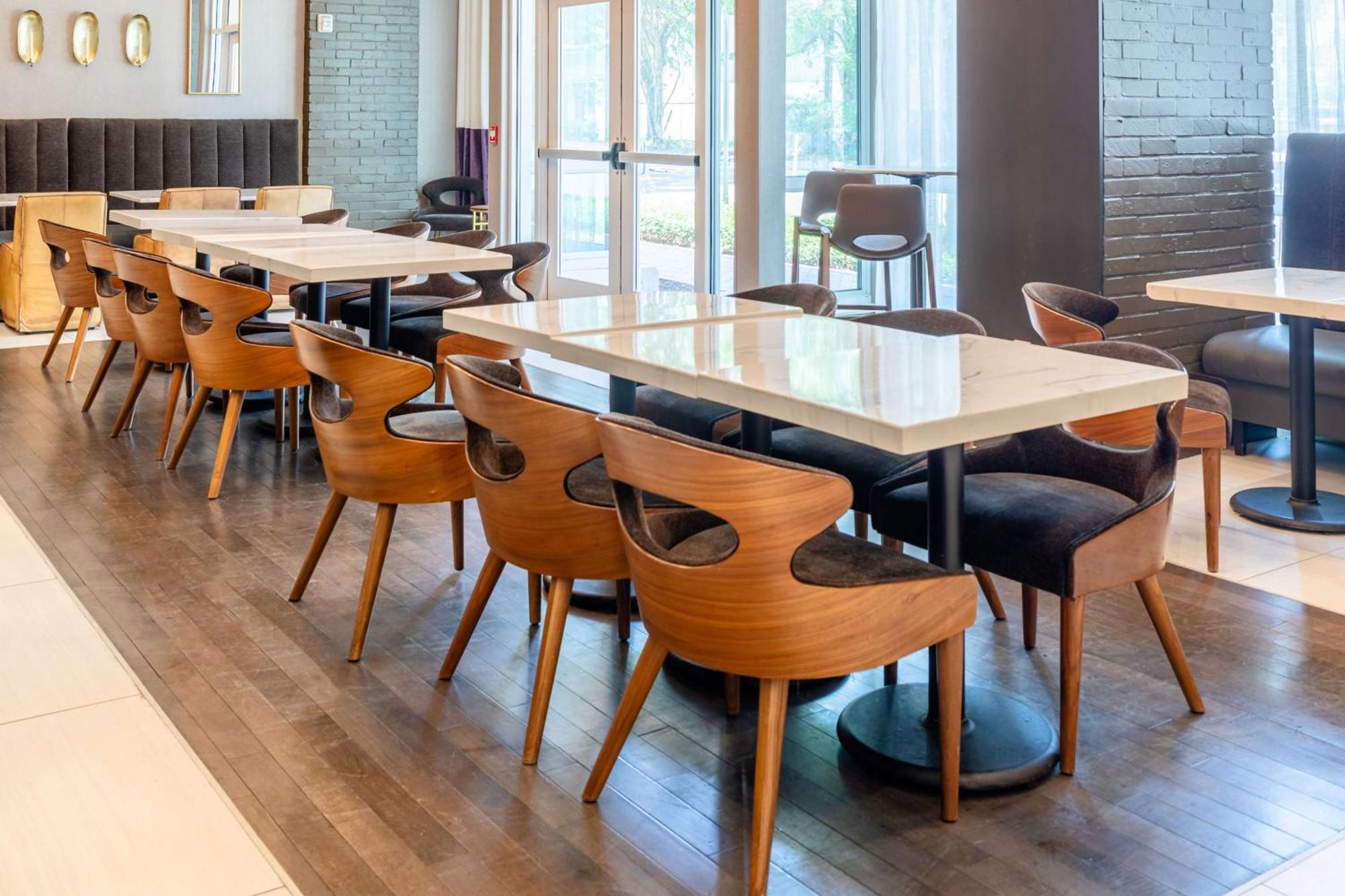 Tryp By Wyndham Savannah Extérieur photo